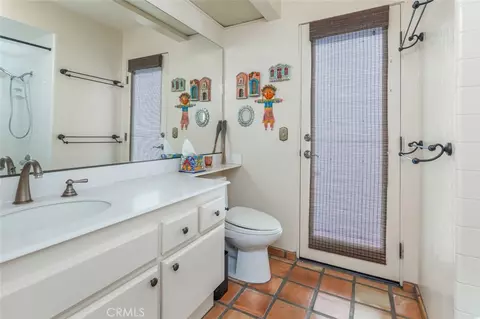 Bath - 16307 Woodson View Rd, Poway, CA 92064 photo 4 of 5