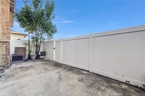 Exterior - 1509 Prospect Ave UNIT B, Placentia, CA 92870 photo 4 of 10