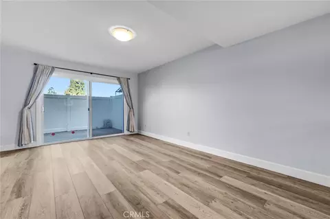 Living - 1509 Prospect Ave UNIT B, Placentia, CA 92870 photo 1 of 6