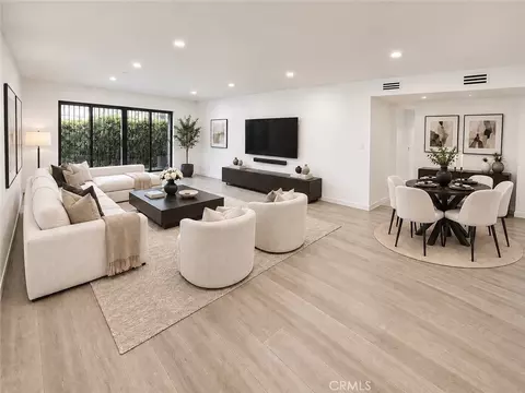 6771 Springpark #208A, Los Angeles, CA 90056