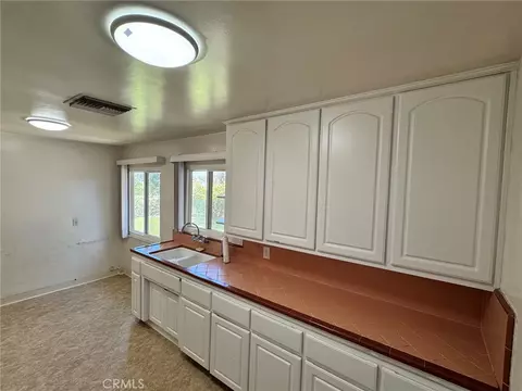 Kitchen - 517 Lemon, Redlands, CA 92374 photo 2 of 2