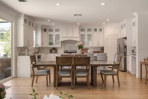 Dining - 39099 Crown Ranch Rd, Temecula, CA 92591 photo 1 of 2