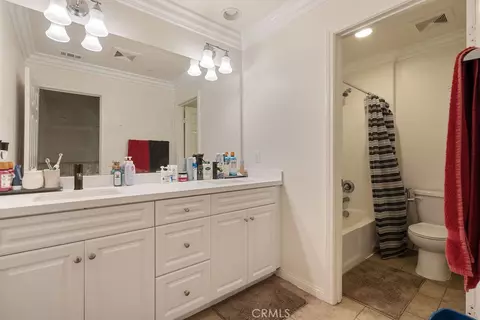 Bath - 39099 Crown Ranch Rd, Temecula, CA 92591 photo 2 of 6