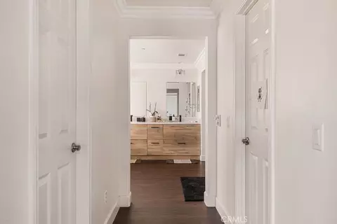 Entry Way - 39099 Crown Ranch Rd, Temecula, CA 92591 photo 6 of 6