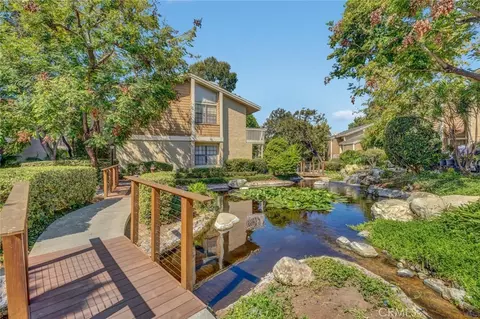 Exterior - 247 Pineview, Irvine, CA 92620 photo 7 of 9