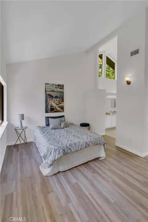 Bedroom - 247 Pineview, Irvine, CA 92620 photo 4 of 5