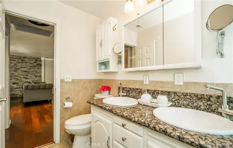 Bath - 1800 E Hardwick, Long Beach, CA 90807 photo 4 of 6