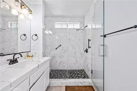 Bath - 18657 Niles, Hesperia, CA 92345 photo 4 of 4
