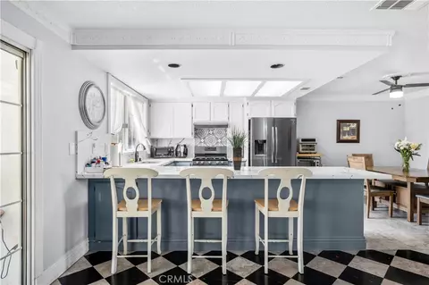 Kitchen - 18657 Niles, Hesperia, CA 92345 photo 2 of 5