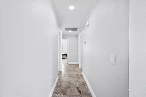 Entry Way - 18657 Niles, Hesperia, CA 92345 photo 2 of 2