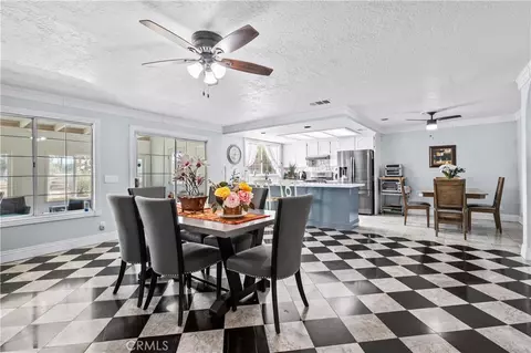 Dining - 18657 Niles, Hesperia, CA 92345 photo 4 of 4