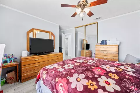 Bedroom - 18657 Niles, Hesperia, CA 92345 photo 4 of 5