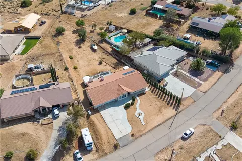 View/Area - 18657 Niles, Hesperia, CA 92345 photo 6 of 12