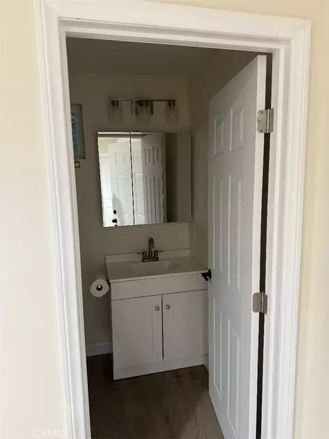 Bath - 1110 N Pearl, Compton, CA 90221 photo 4 of 4