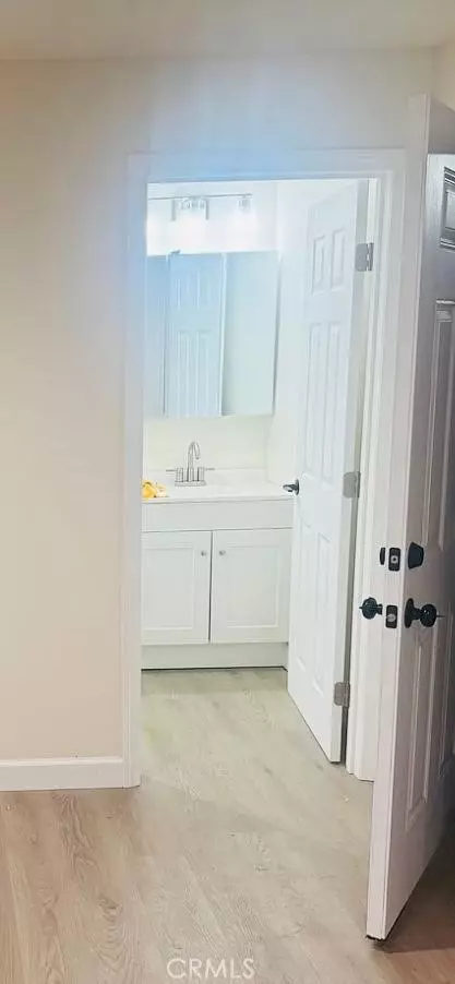 Bath - 1110 N Pearl, Compton, CA 90221 photo 3 of 4
