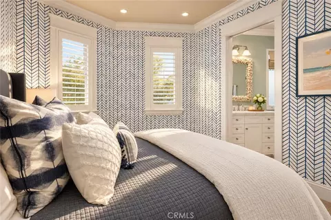 Bedroom - 33 Palermo Walk, Long Beach, CA 90803 photo 2 of 3