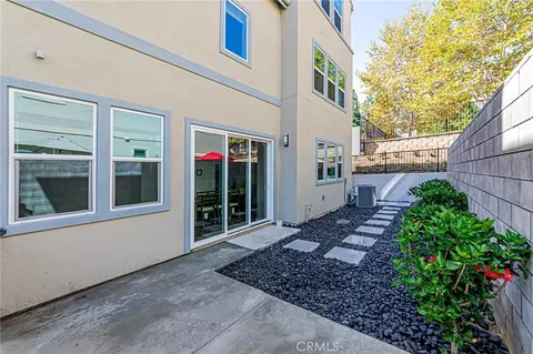 Exterior - 1713 Lychee St, Fullerton, CA 92835 photo 4 of 6