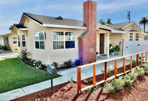 2359 Golden, Long Beach, CA 90806