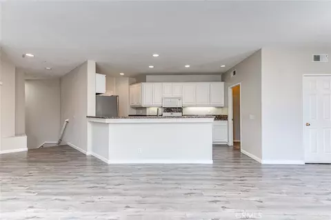 Living - 49 Bradford, Irvine, CA 92602 photo 3 of 5