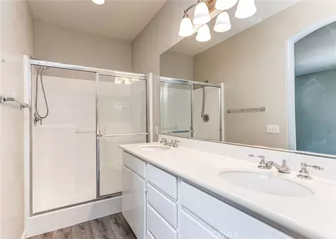 Bath - 49 Bradford, Irvine, CA 92602 photo 1 of 2