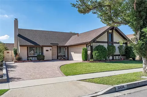 13434 Reva Cir, Cerritos, CA 90703
