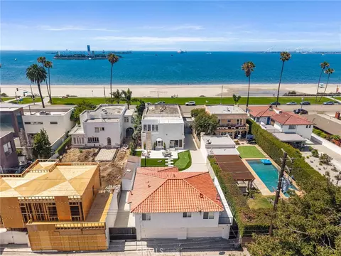 View/Area - 2747 E Ocean Blvd, Long Beach, CA 90803 photo 3 of 5