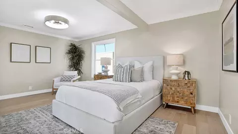 Bedroom - 2747 E Ocean Blvd, Long Beach, CA 90803 photo 6 of 8