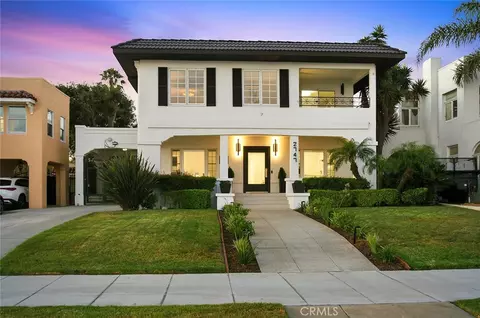 Exterior - 2747 E Ocean Blvd, Long Beach, CA 90803 photo 2 of 12