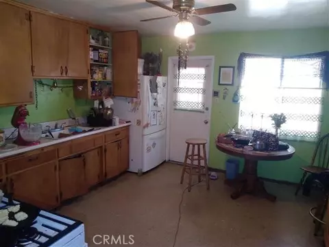 7307 Motz, Paramount, CA 90723 photo 10