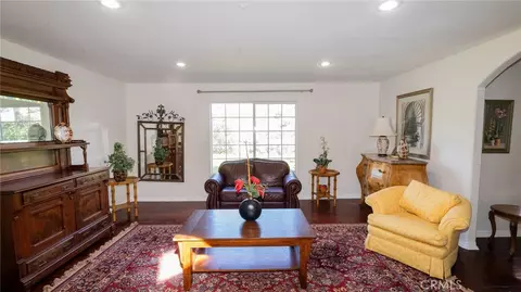 Living - 47830 Rainbow Glen Rd, Temecula, CA 92592 photo 1 of 4