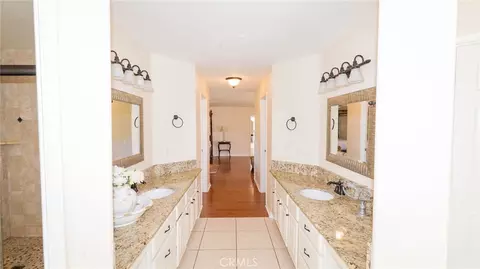 Entry Way - 47830 Rainbow Glen Rd, Temecula, CA 92592 photo 4 of 8