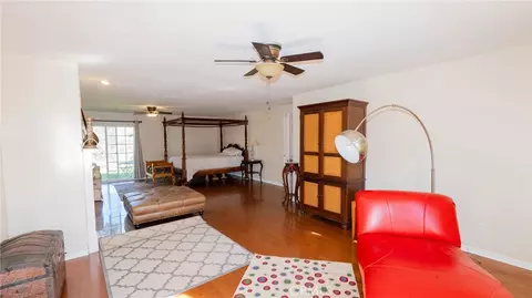 Bedroom - 47830 Rainbow Glen Rd, Temecula, CA 92592 photo 5 of 12