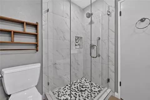 Bath - 13504 La Jolla Cir, La Mirada, CA 90638 photo 2 of 5