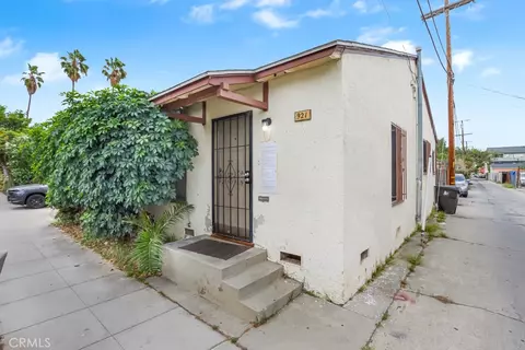 919 Hoffman, Long Beach, CA 90813 photo 2