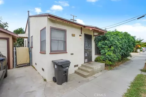 919 Hoffman, Long Beach, CA 90813 photo 5