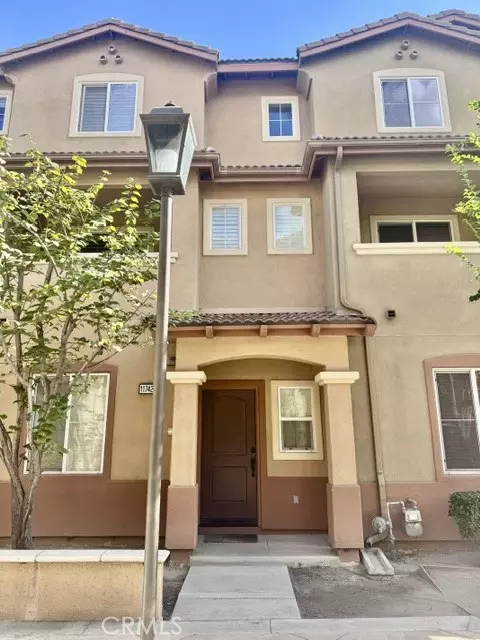 11742 216th Unit St #4, Lakewood, CA 90715