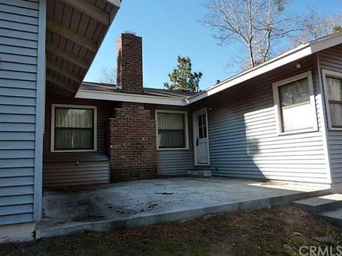 417 Darfo Dr, Crestline, CA 92325 photo 1