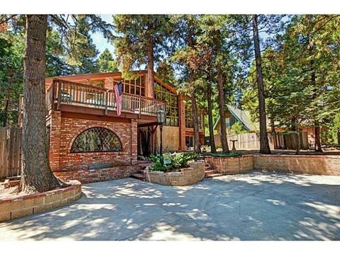 31423 Overhill Dr, Running Springs, CA 92382 photo 1