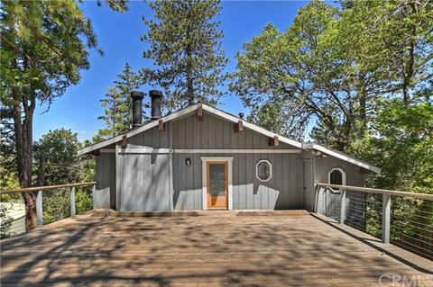 23833 Lakeview Dr, Crestline, CA 92325 photo 1