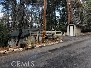23816 Lakeview Dr, Crestline, CA 92325 photo 1
