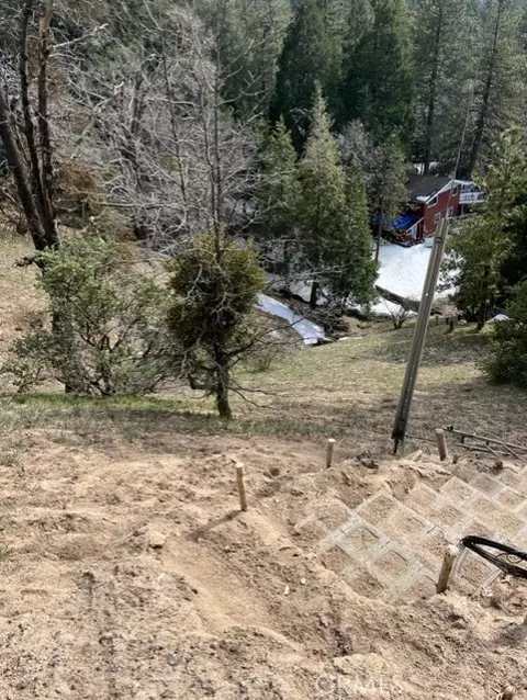 818 Berne, Crestline, CA 92391 photo 4