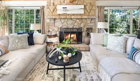 Living - 514 Emerald Dr, Lake Arrowhead, CA 92352 photo 3 of 3