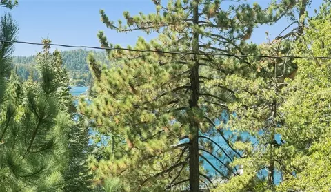 View/Area - 514 Emerald Dr, Lake Arrowhead, CA 92352 photo 1 of 2