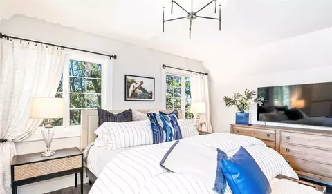 Bedroom - 514 Emerald Dr, Lake Arrowhead, CA 92352 photo 2 of 4