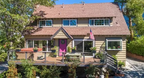 Exterior - 514 Emerald Dr, Lake Arrowhead, CA 92352 photo 5 of 7