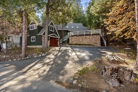 Other - 226 Holiday Dr, Lake Arrowhead, CA 92352 photo 1 of 6