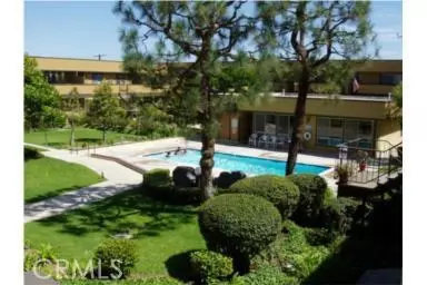 434 W 223rd St #108, Carson, CA 90745 photo 1