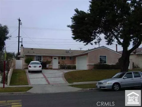 5481 Myra Ave, Cypress, CA 90630 photo 1