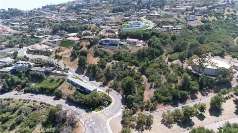 1 Crownview Dr, Rancho Palos Verdes, CA 90275