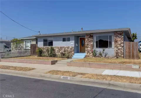 11927 Menlo Ave, Hawthorne, CA 90250